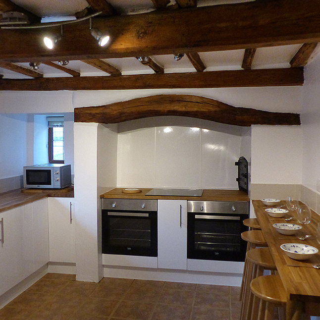 Middle West Curry Farmhouse