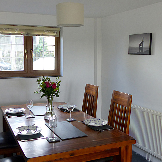 Middle West Curry Farmhouse